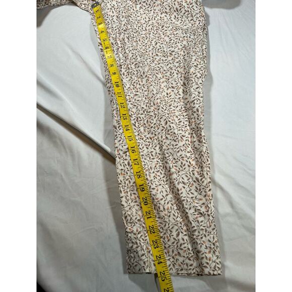 Gal Meets Glam Ditsy Floral Cropped Jumpsuit Womens Size 4 Tan Boho Spring - Picture 14 of 14